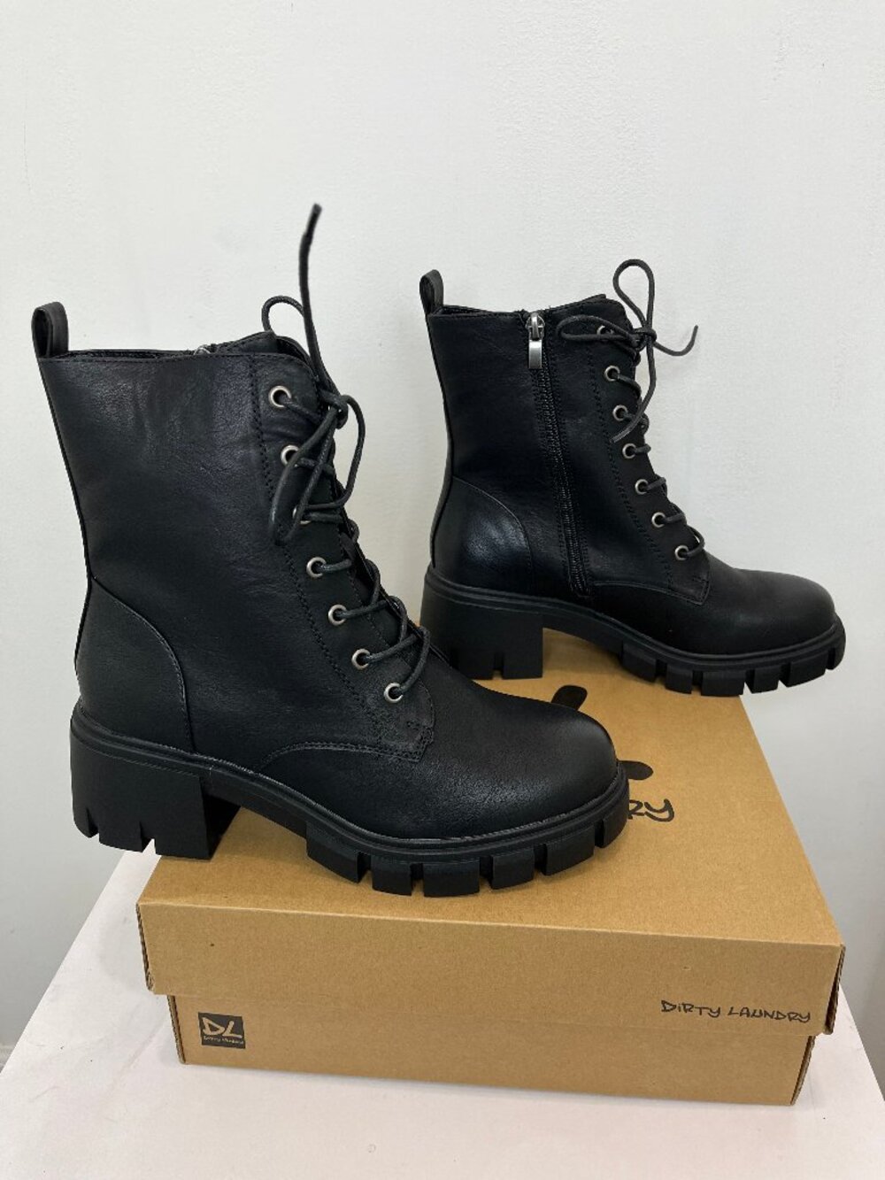 Dirty Laundry NEWZ/Black Smooth Lace Up Size Zipper Womens Combat Boots New